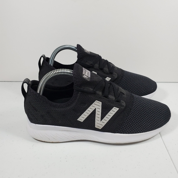 New Balance Shoes - Women's New Balance Sz 7.5 Coast V4 Running Sneake